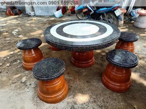 bàn ghế đá mài granito tphcm
