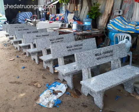 dãy ghế đá granite xám