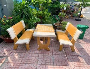 bàn ghế đá chữ nhật hai màu trắng vàng