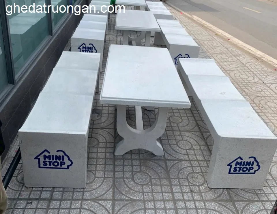 bộ bàn ghế đá không tựa liền khối bàn chữ nhật