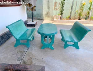 Bộ bàn ghế đá liền tựa ovan màu xanh ngọc