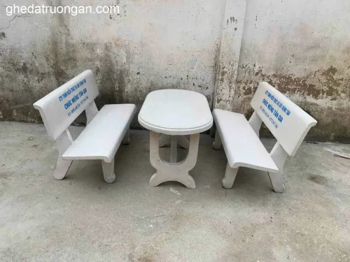 Bộ bàn ghế đá trắng mặt bàn ovan ngoài trời